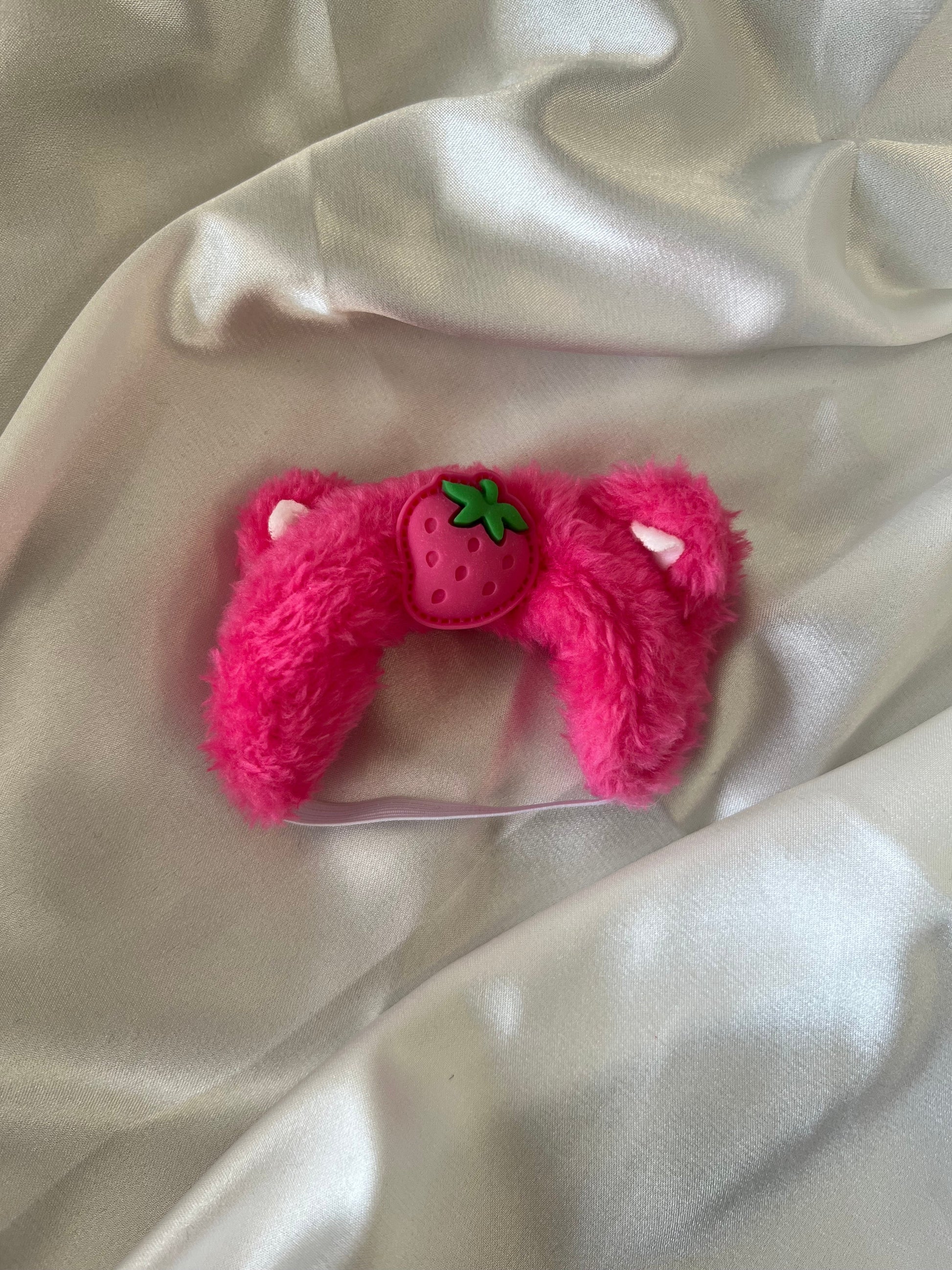 Labubu Berry Bear Set - Pink Fluffy Onesie & Strawberry Hood (17cm)